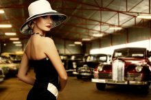 nejron120700043.jpg - woman in hat in retro garage